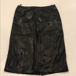Genuine leather skirt, gently used